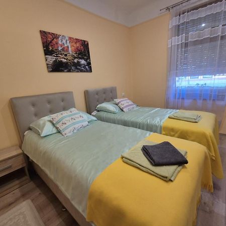 Szahara Vendeghaz Apartment Kerekegyháza Екстериор снимка