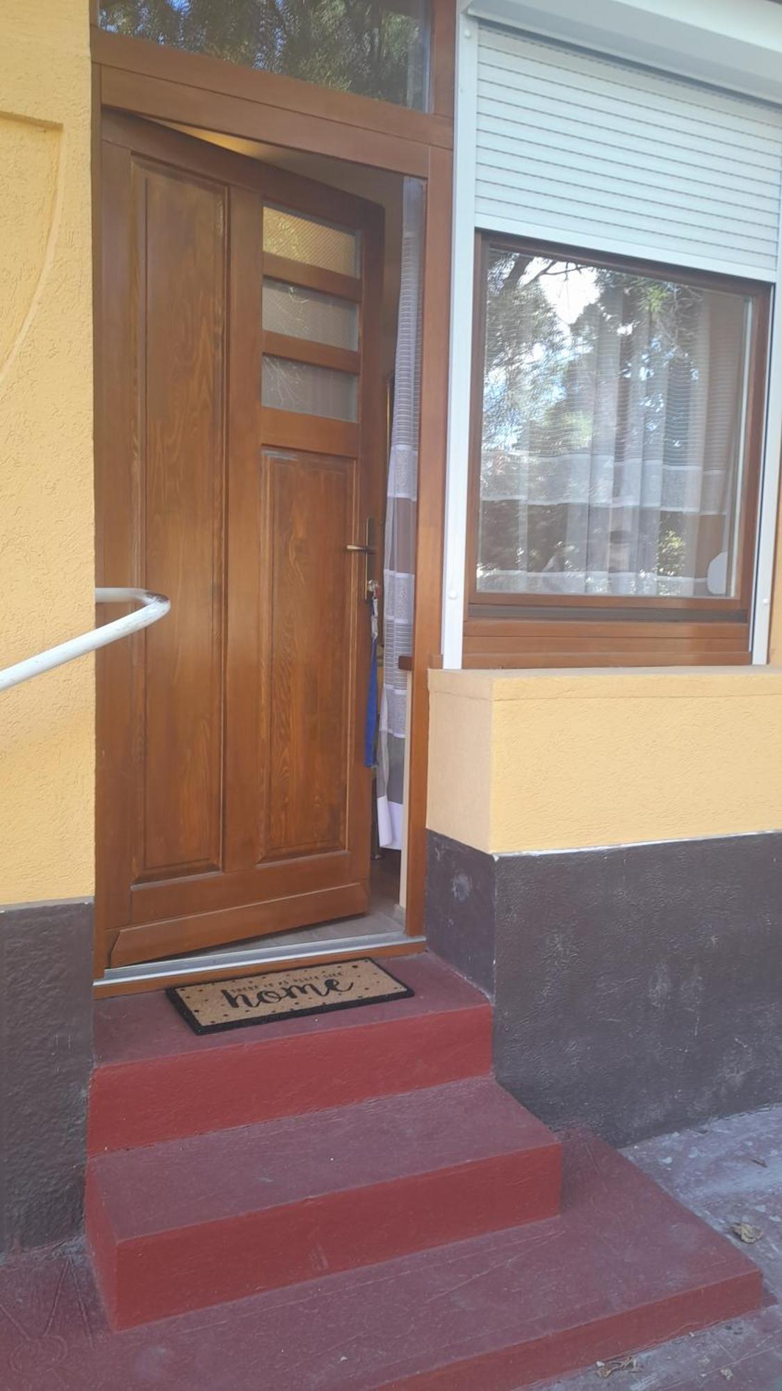 Szahara Vendeghaz Apartment Kerekegyháza Екстериор снимка