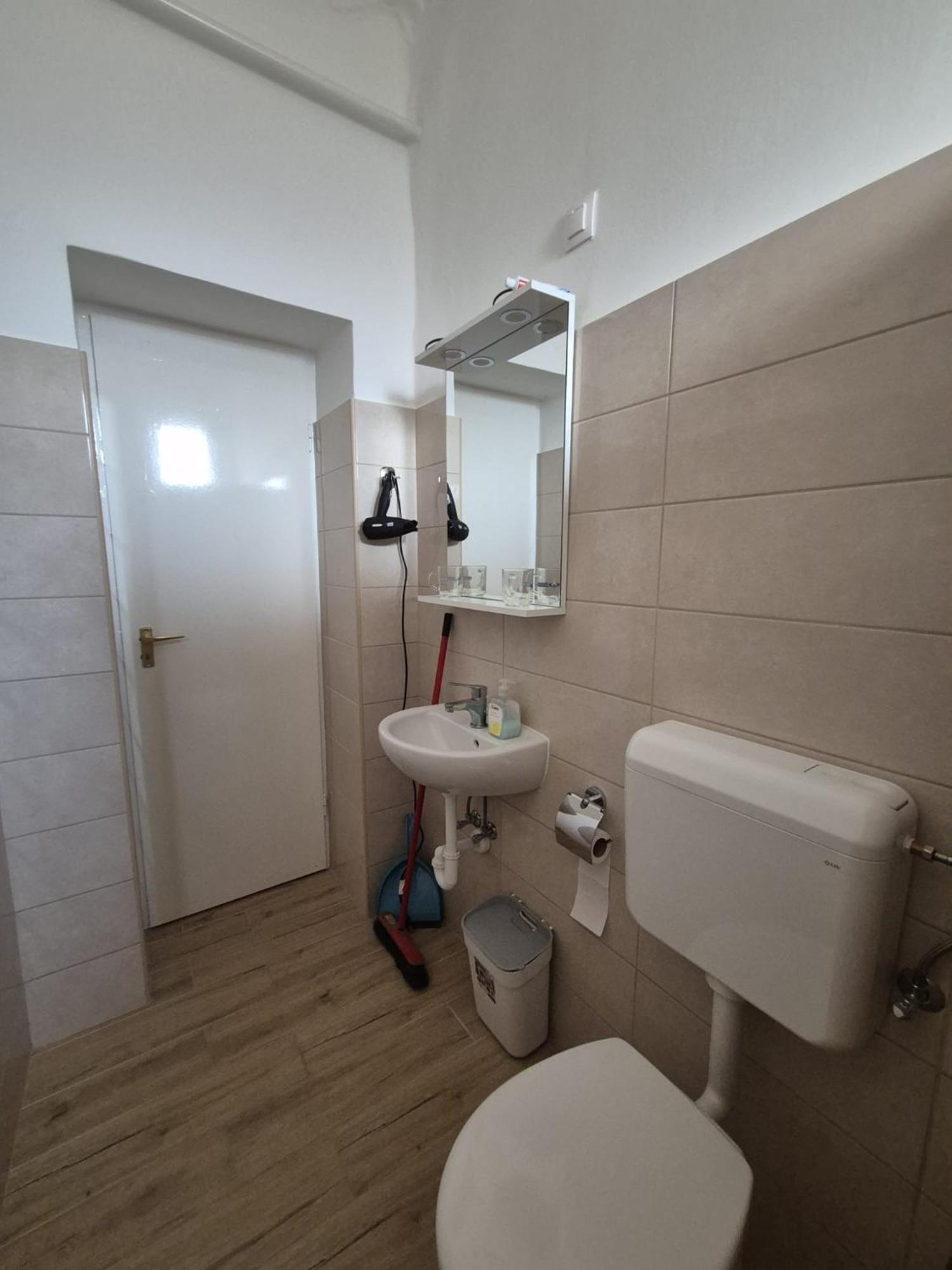 Szahara Vendeghaz Apartment Kerekegyháza Екстериор снимка